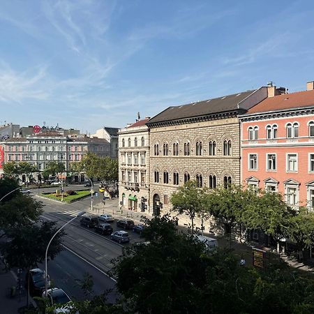 Exclusive Central 3Bedrm Stylish Residence By Prestige Homes Budapest Eksteriør billede