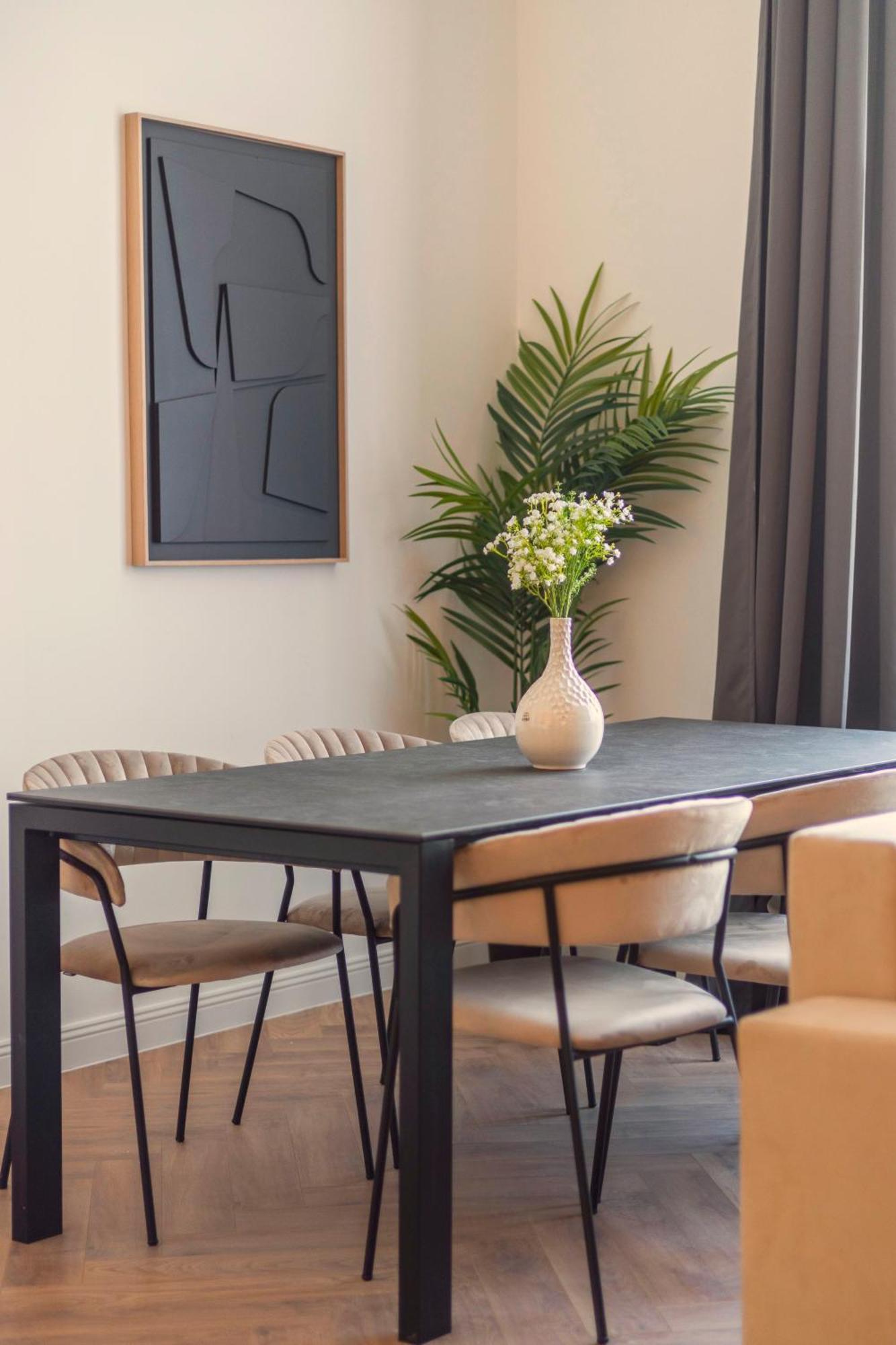 Exclusive Central 3Bedrm Stylish Residence By Prestige Homes Budapest Eksteriør billede