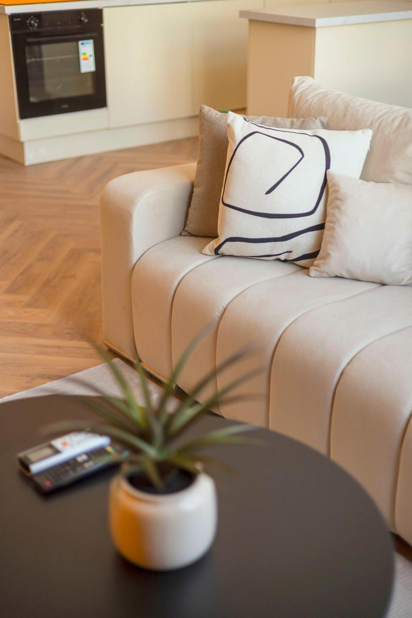 Exclusive Central 3Bedrm Stylish Residence By Prestige Homes Budapest Eksteriør billede