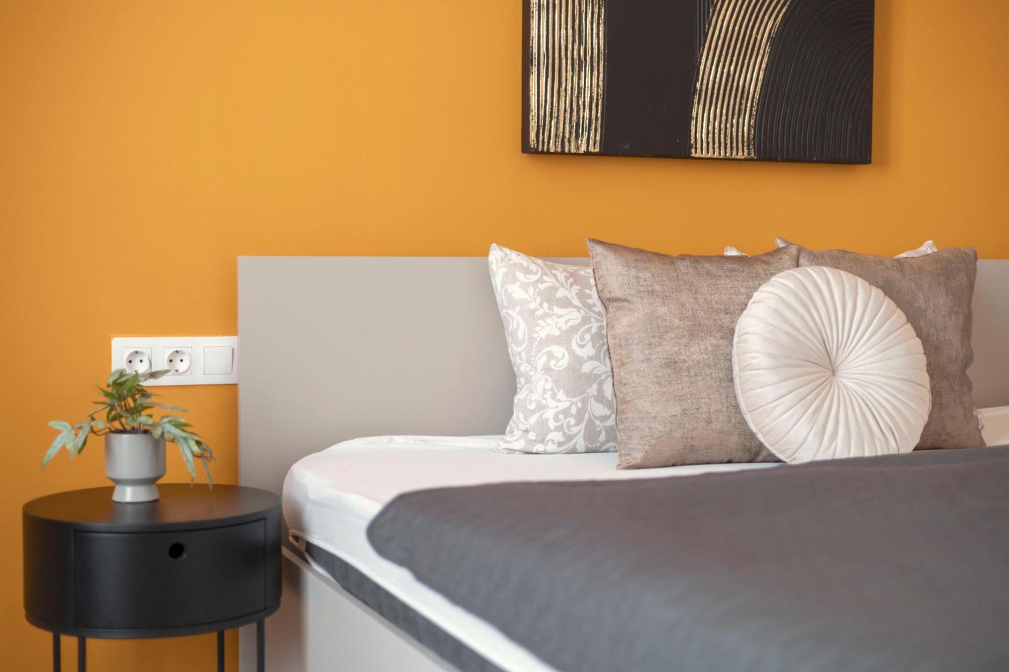 Exclusive Central 3Bedrm Stylish Residence By Prestige Homes Budapest Eksteriør billede