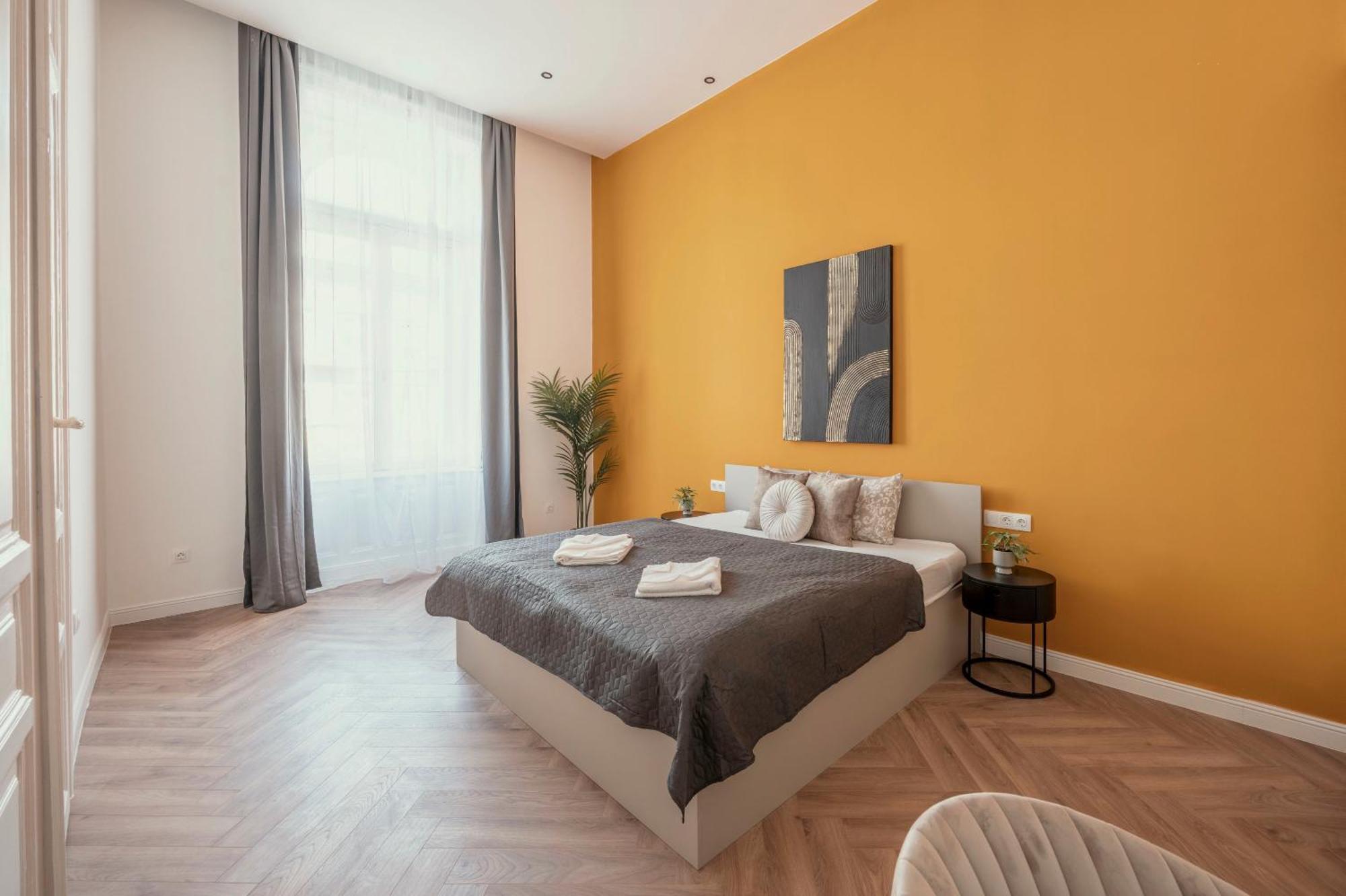 Exclusive Central 3Bedrm Stylish Residence By Prestige Homes Budapest Eksteriør billede